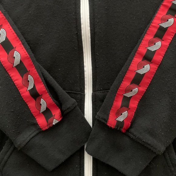Portland Blazer Zip-Up Hoodie. Youth 18/20 (XL). - Picture 2 of 13